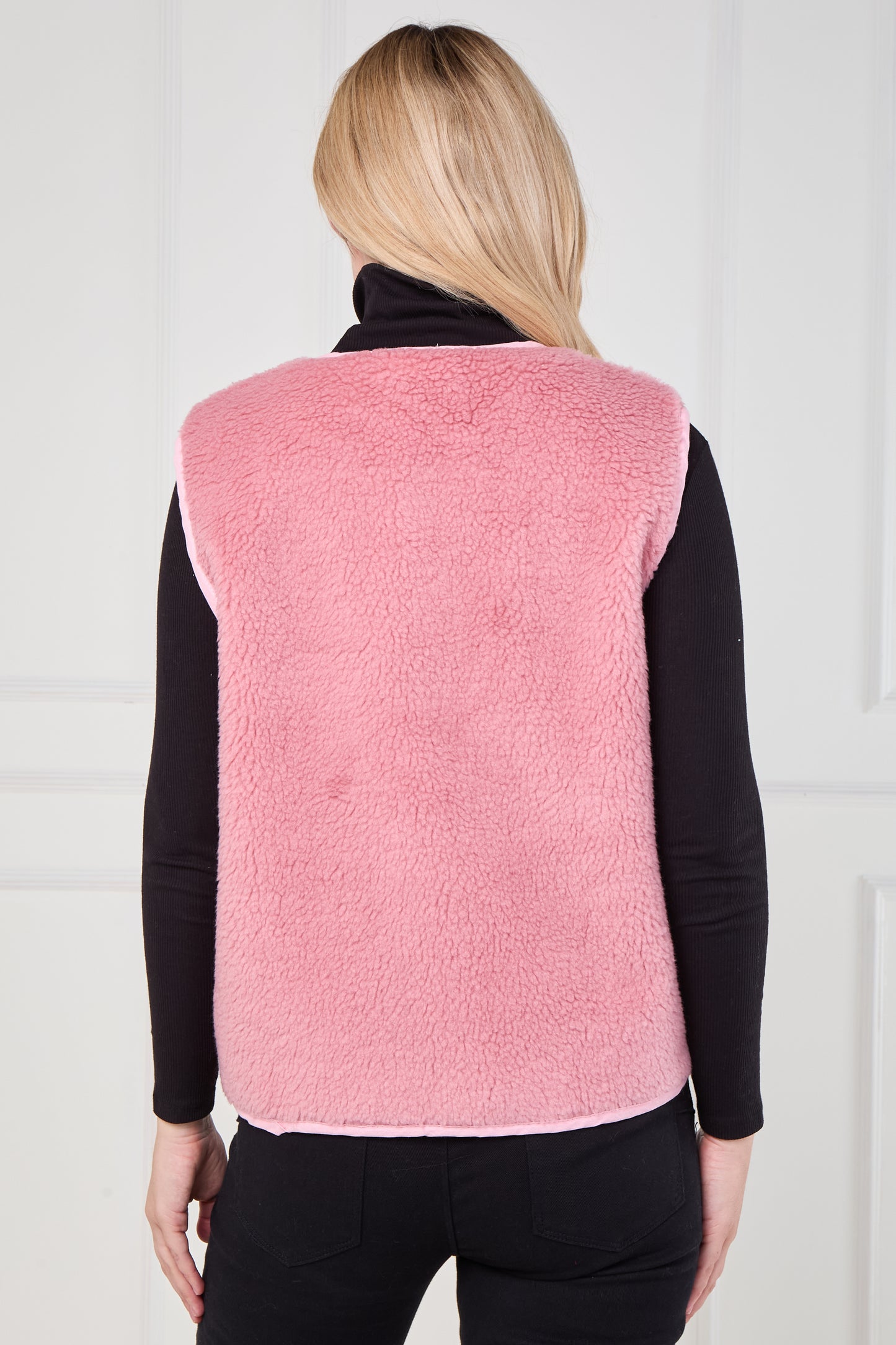 BUTTONED TEDDY FLEECE VEST WITH POCKETS