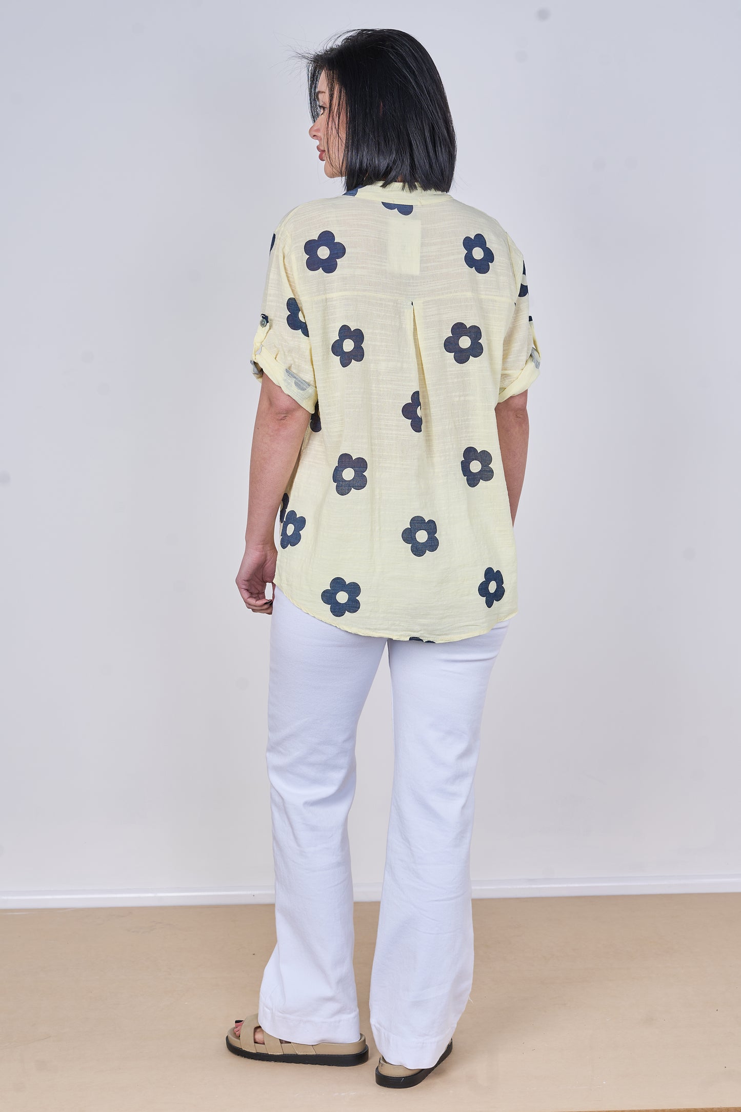 COTTON FLOWER PRINT BUTTONED TOP