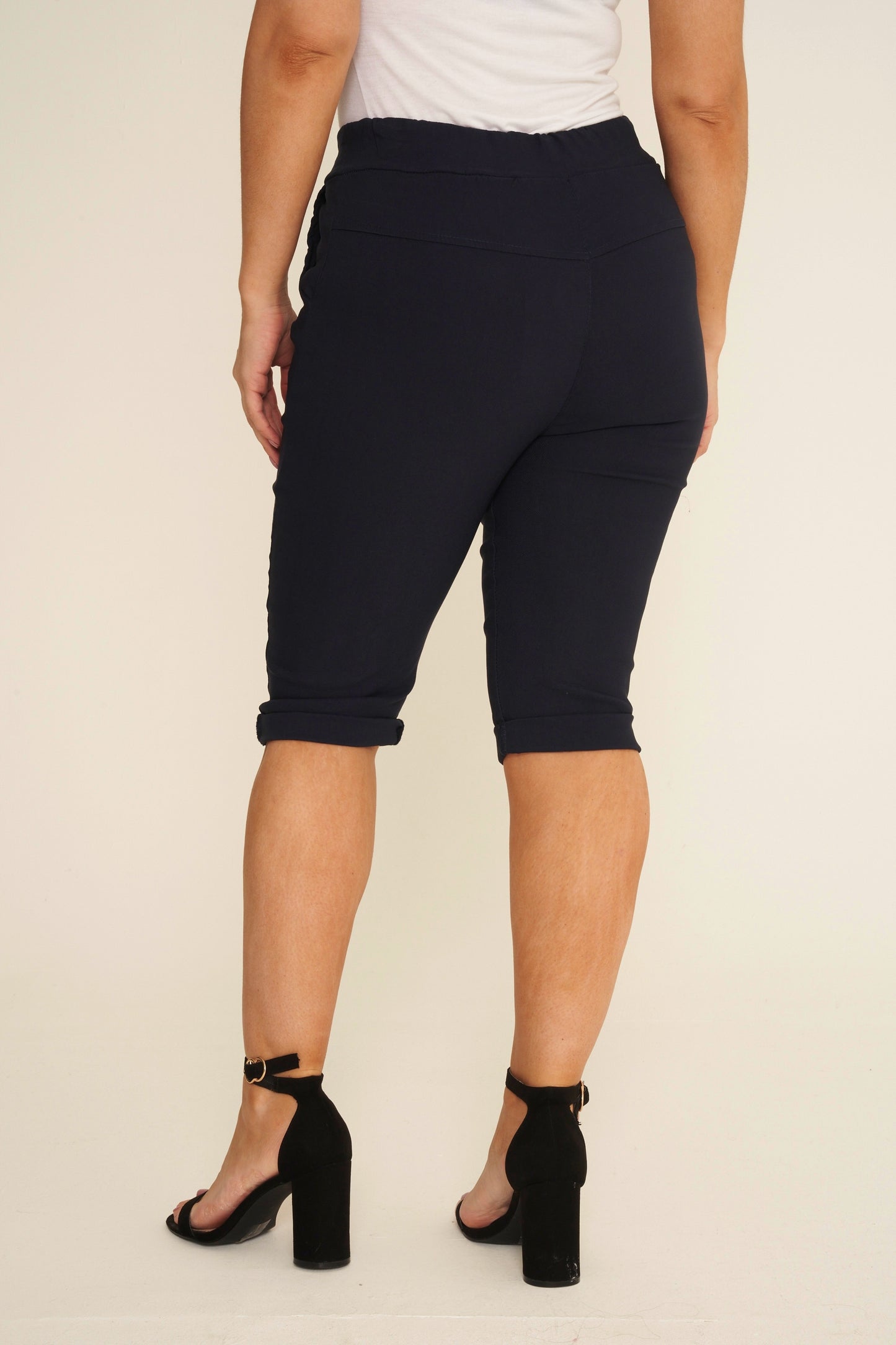 Extra LARGE Magic Capri Shorts