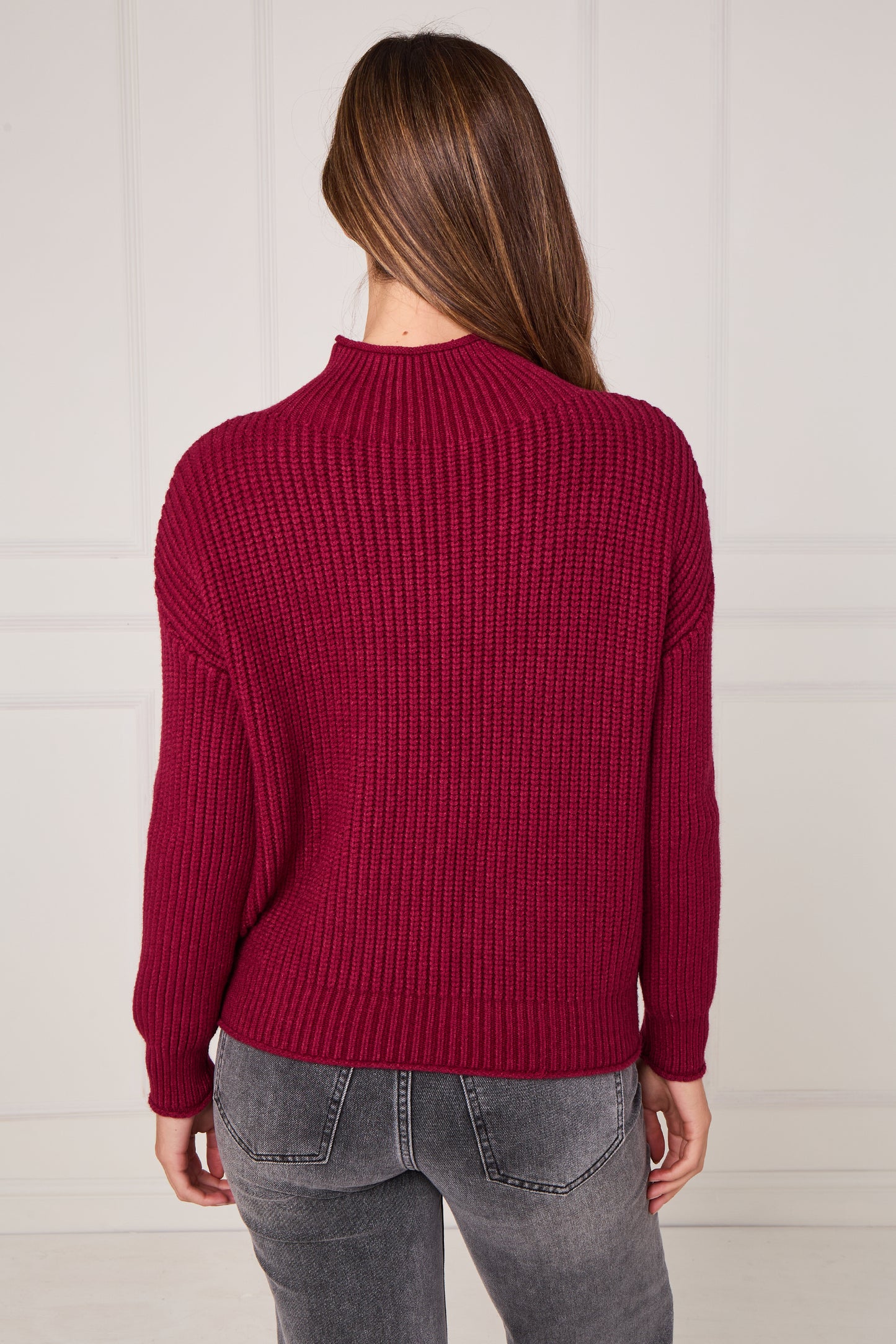 RIBBED TURTLE NECK JUMPER