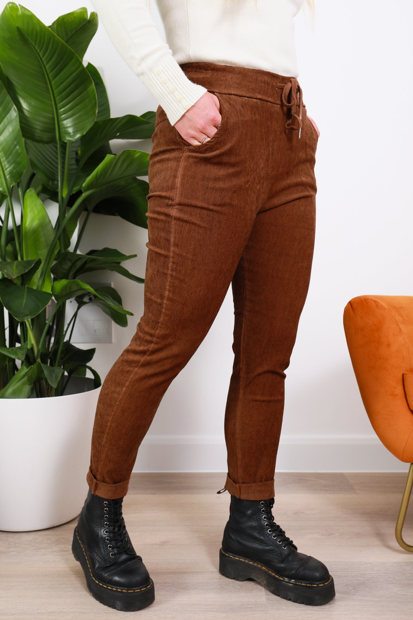 EXTRA LARGE ULTRA FINE NEEDLECORD MAGIC TROUSERS