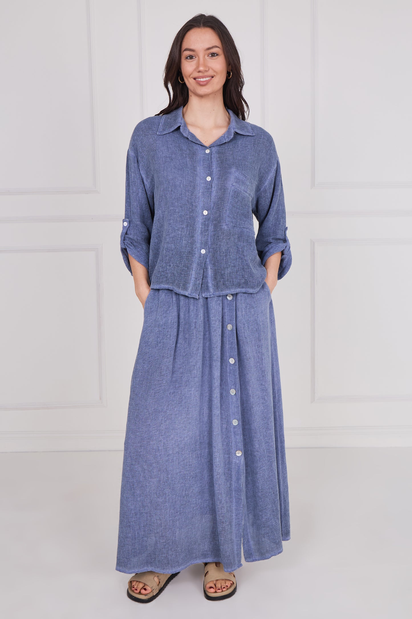 WASHED LINEN ONE POCKET CROPPED SHIRT