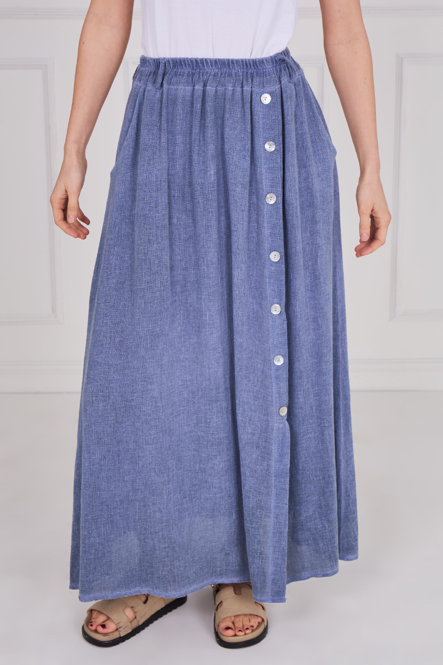 WASHED LINEN BUTTONED MAXI SKIRT