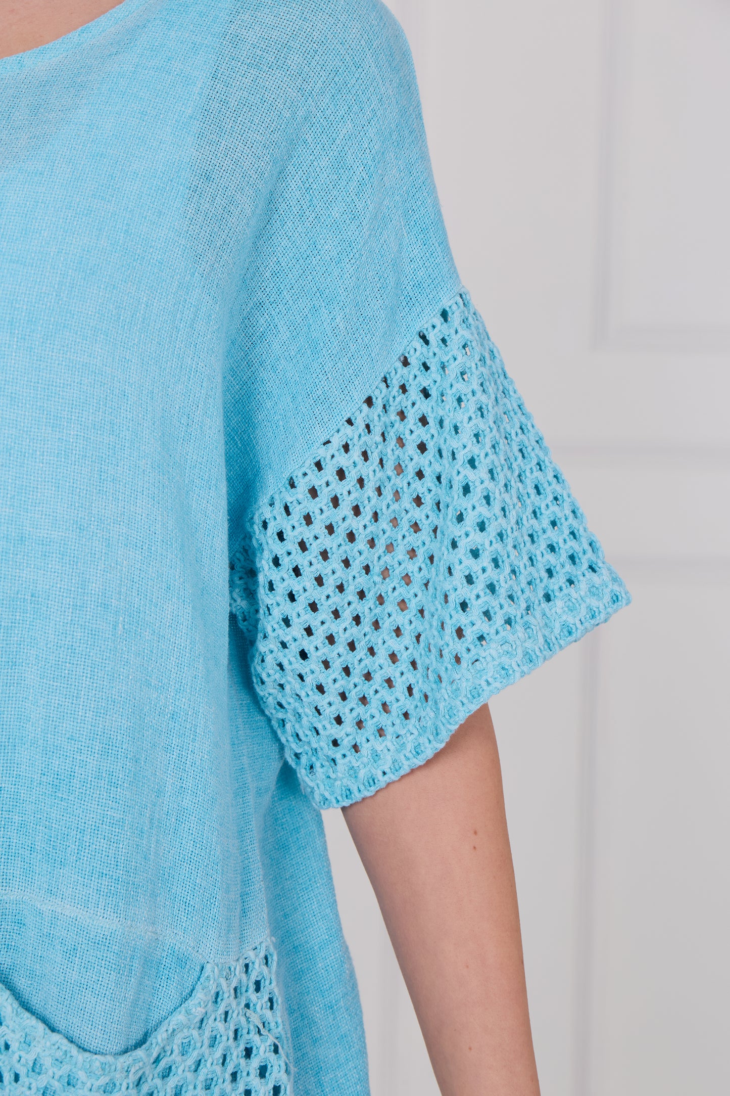 WASHED LINEN MESH POCKETS TOP