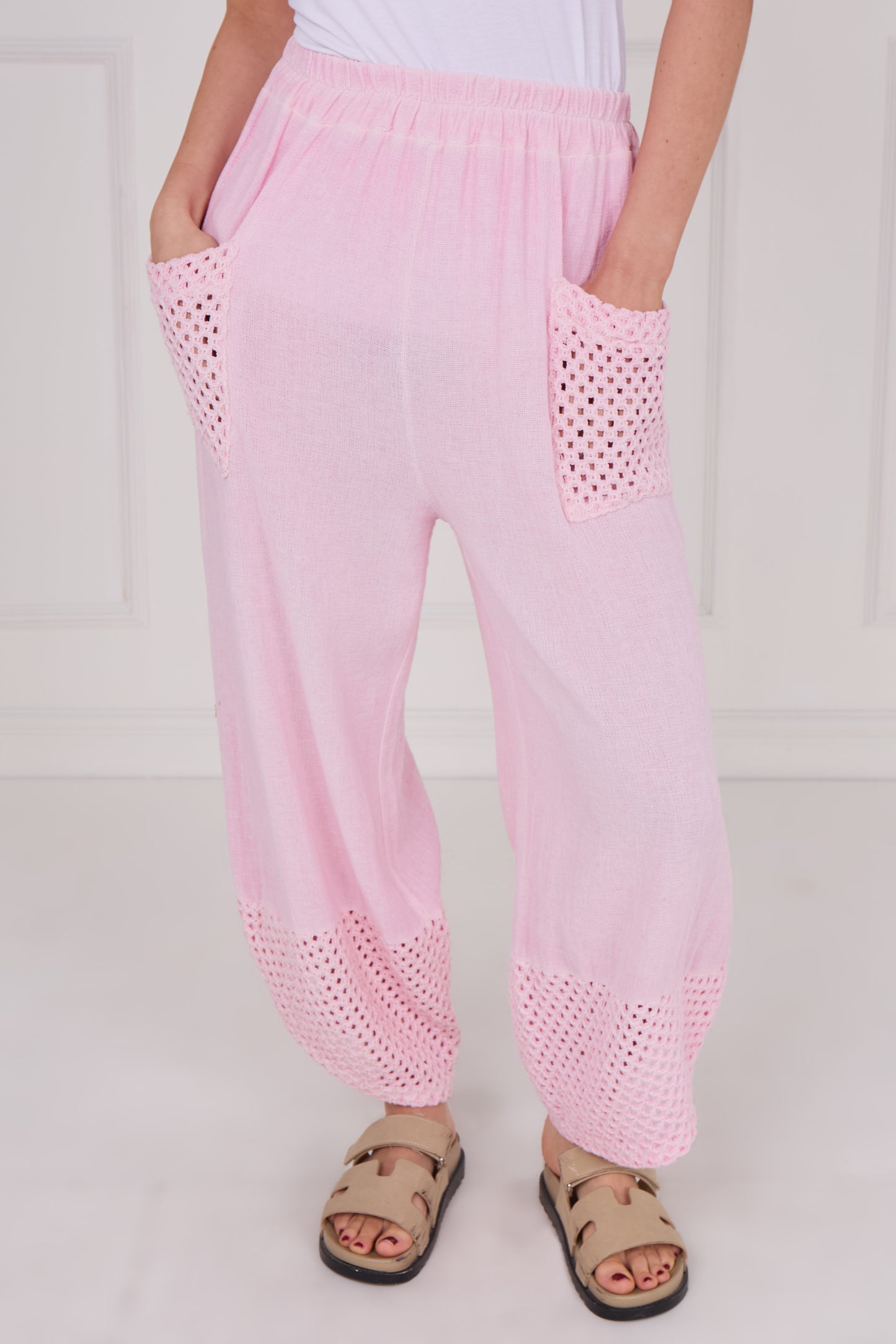 WASHED LINEN MESH POCKET TROUSERS