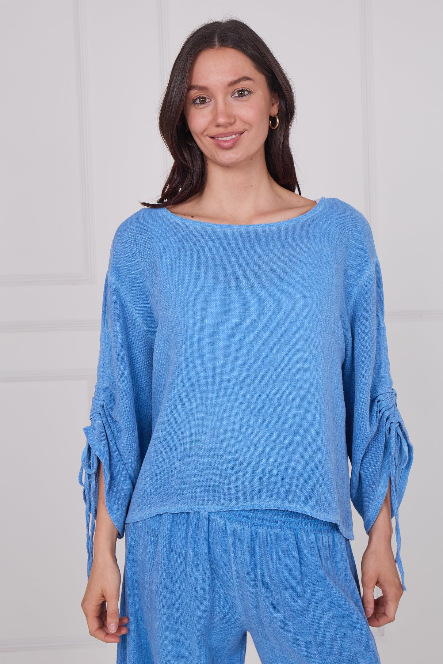 WASHED LINEN RUCHED TIE SLEEVE  TOP