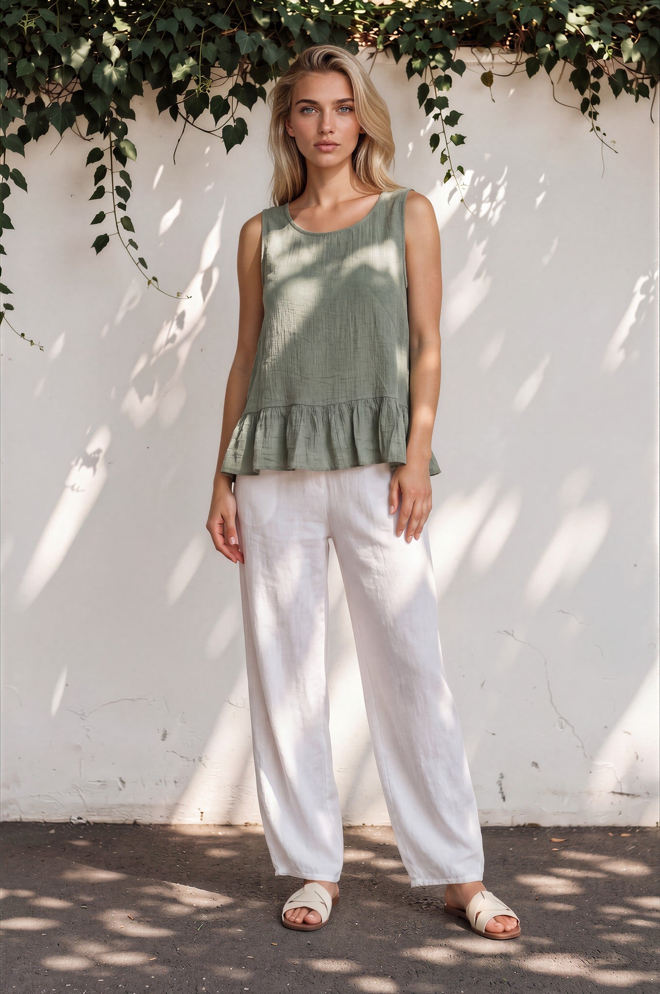 CRINKLE SLEEVELESS BUTTON VEST
