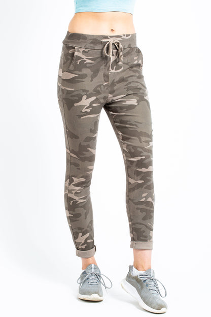 Extra LARGE Camouflage Magic Stretch Trousers