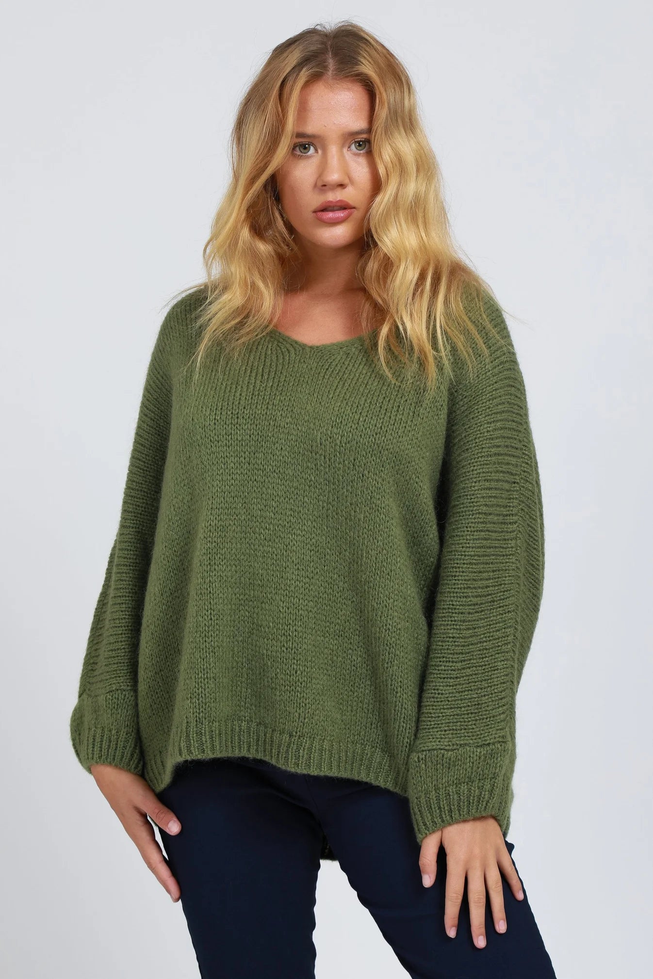 V-NECK MOHAIR JUMPER