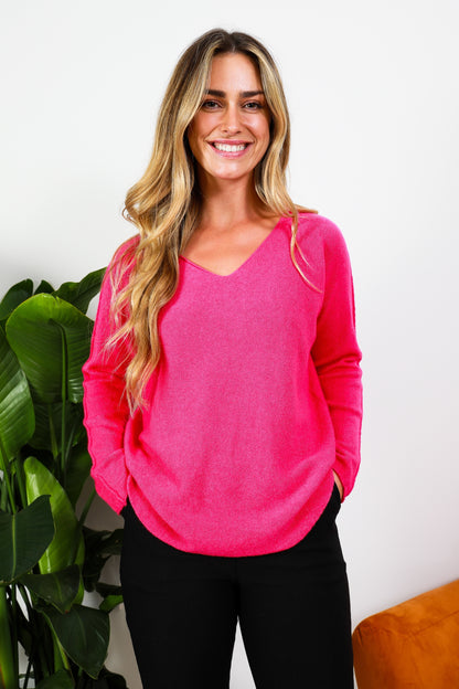 Ultrasoft V-NECK Jumper