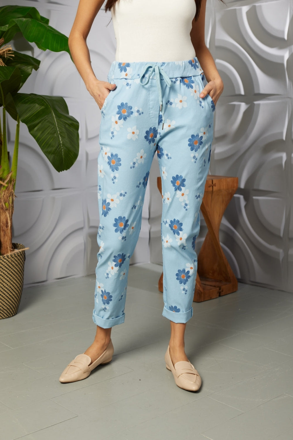 Daisy Print Magic Stretch Trousers