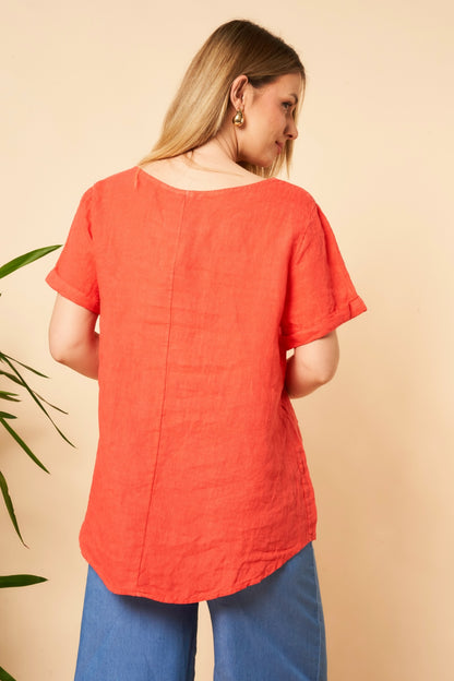 Nine Buttons Details Linen Top