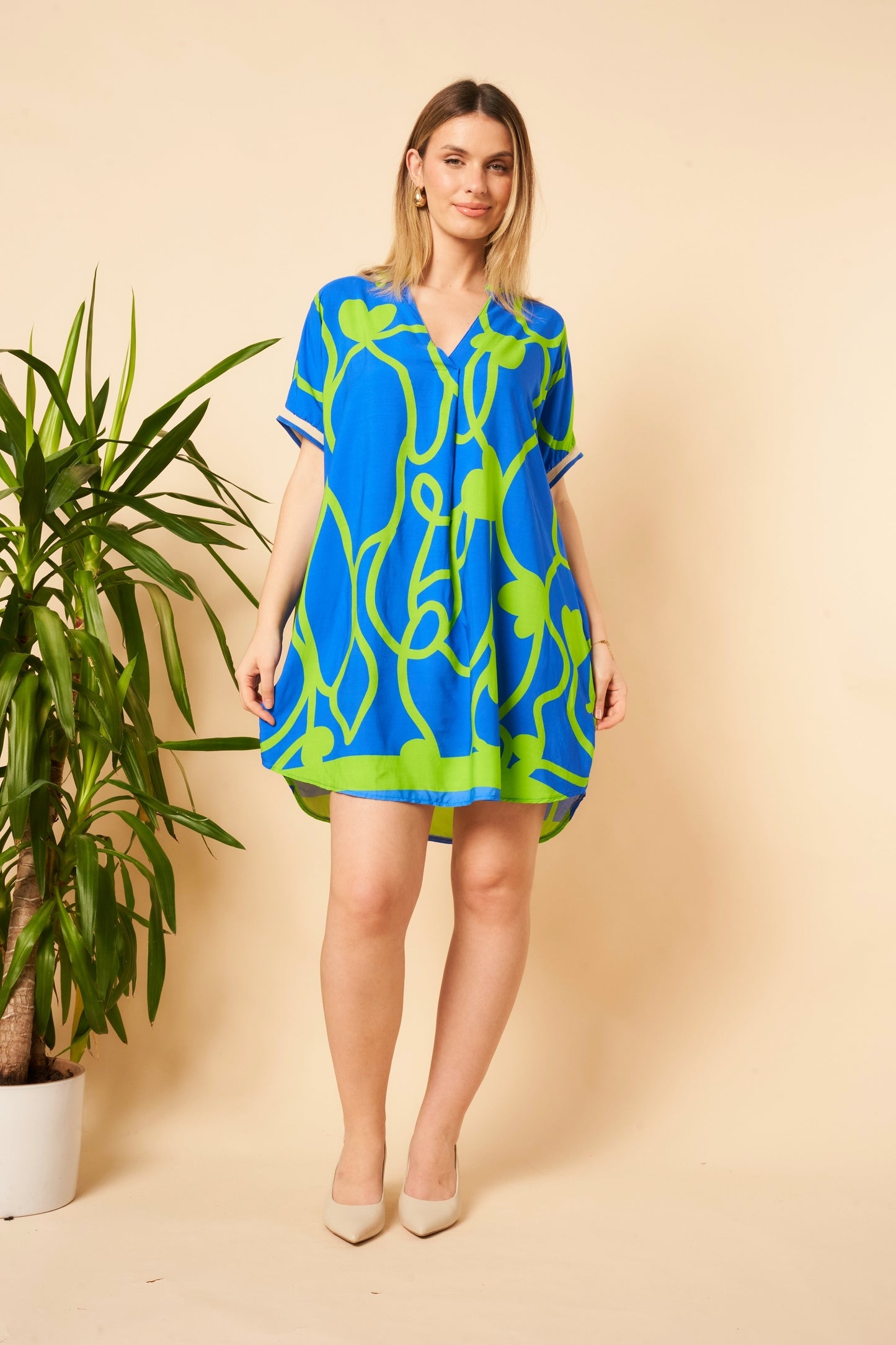 Heart Print Side Pocket V-Neck Tunic