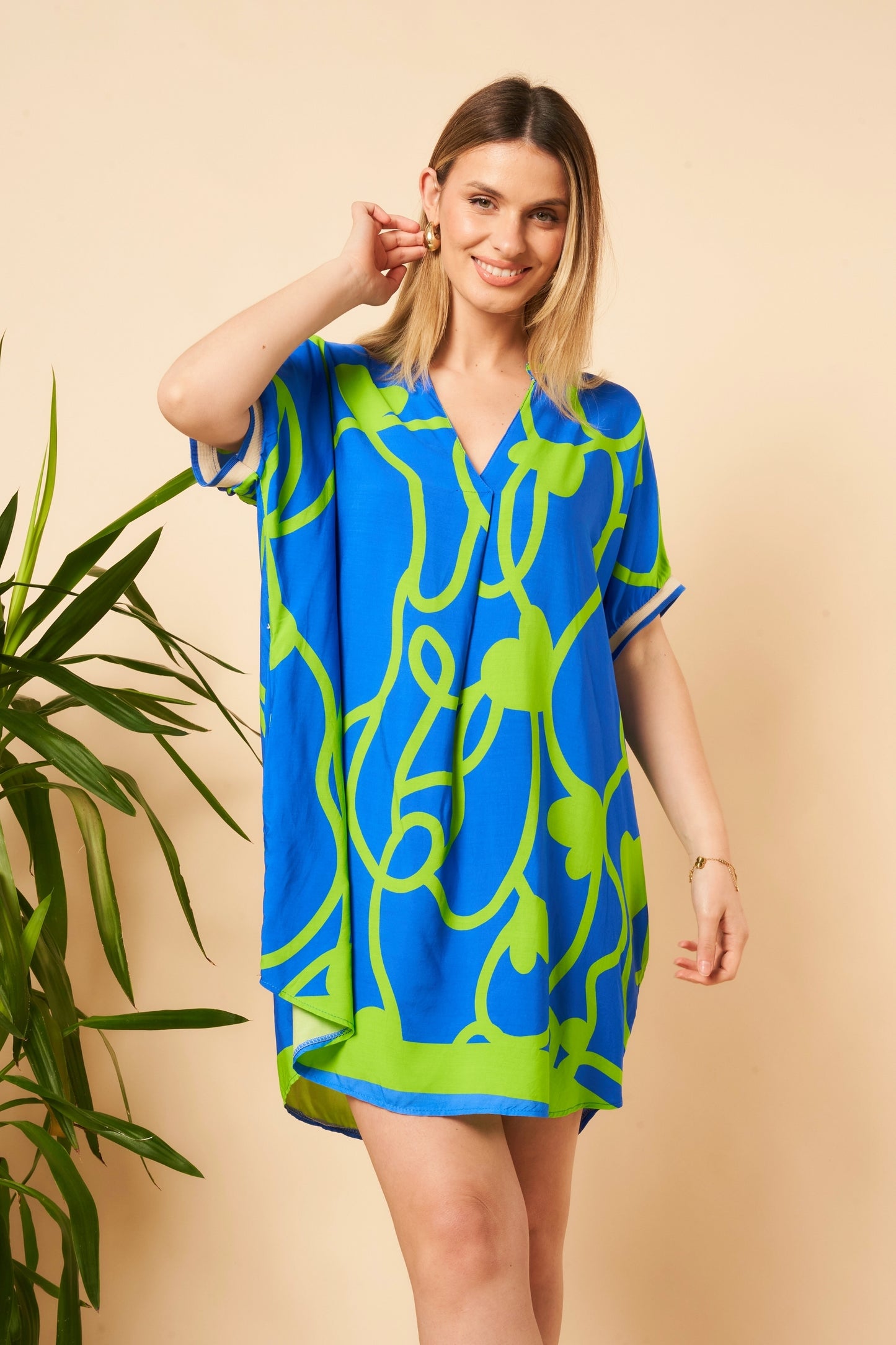 Heart Print Side Pocket V-Neck Tunic