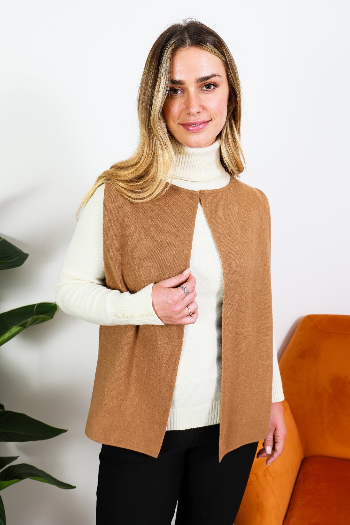 Short Knitted Waistcoat