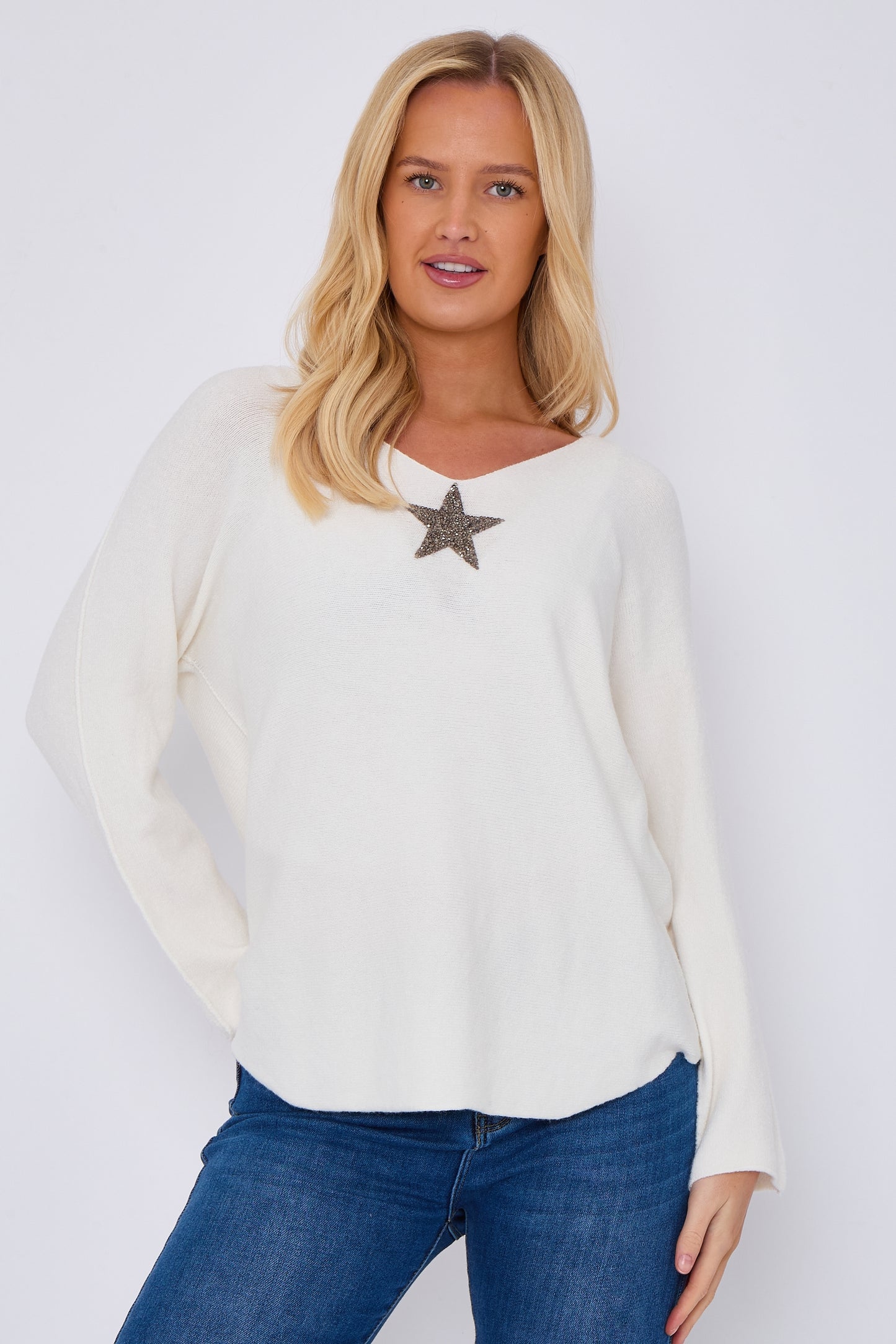 GLITZ ONE STAR Ultra Soft V-NECK SOFT JUMPER