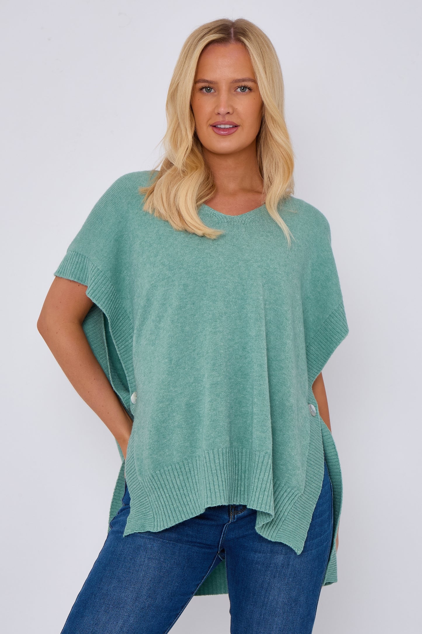 Side Button V-Neck Ribbed Edge Cape