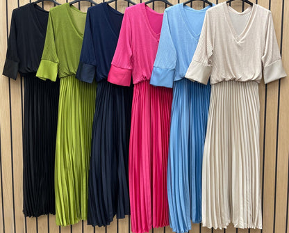 V-NECK PLEATED KNITTED DRESS