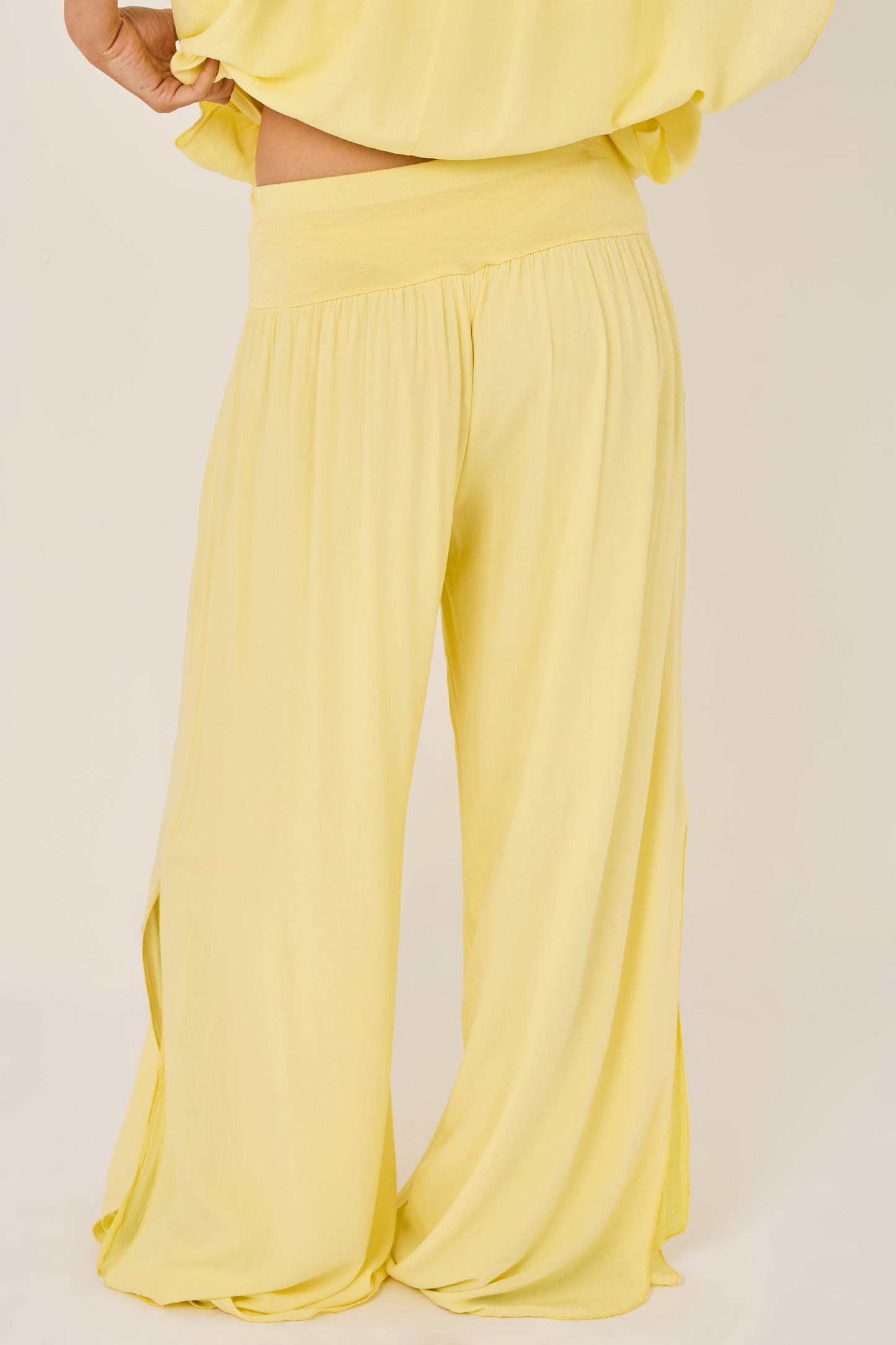 HIGH WAIST WIDE LEG TROUSER