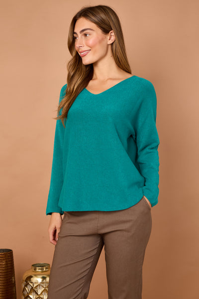 CLASSIC V-NECK JUMPER