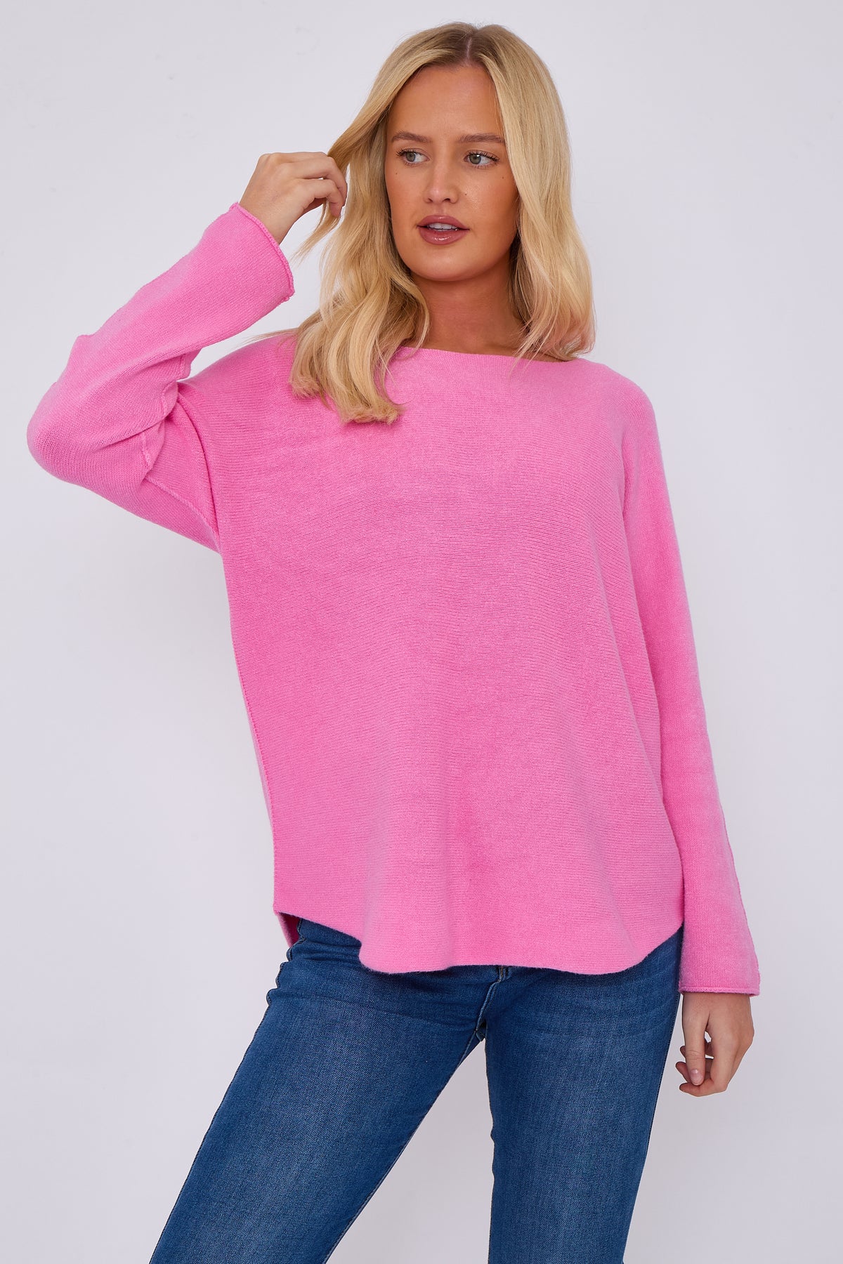 CLASSIC SCOOP NECK JUMPER