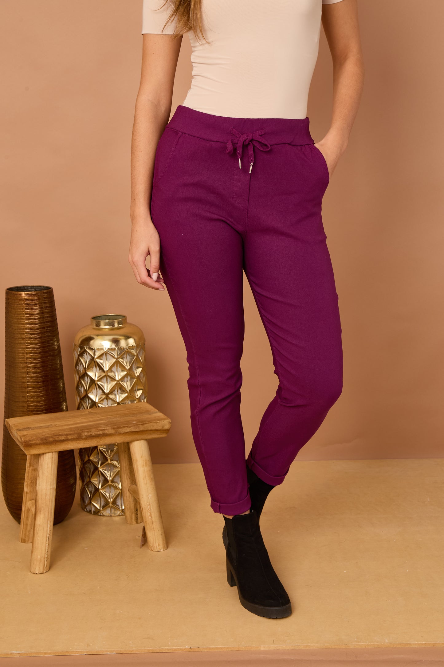PLAIN MAGIC STRETCH TROUSERS