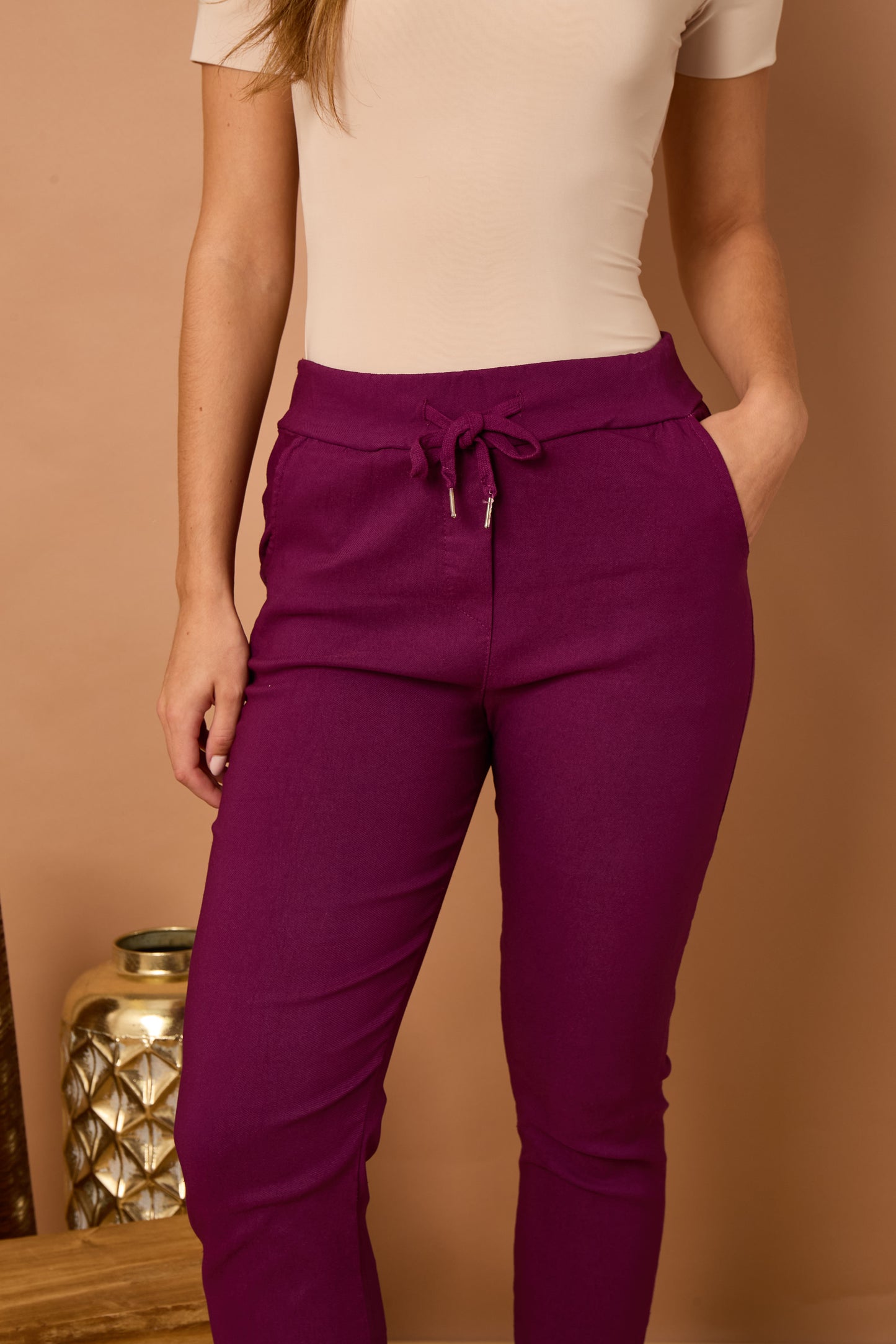 PLAIN MAGIC STRETCH TROUSERS