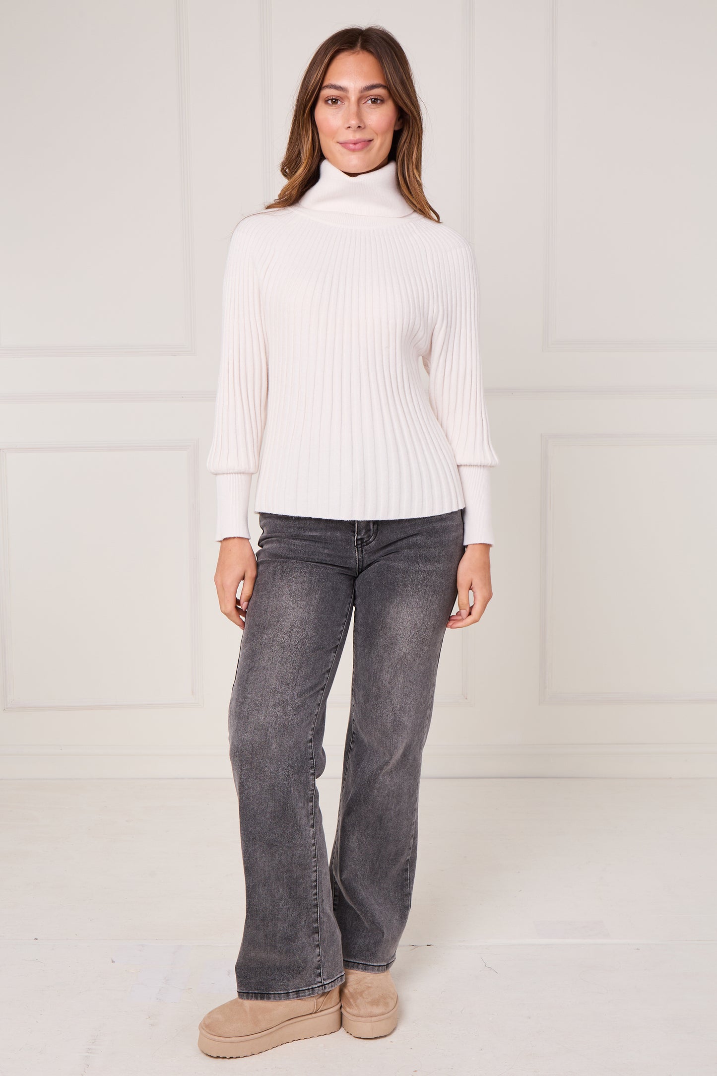 RIBBED TURTLE NECK JUMPER