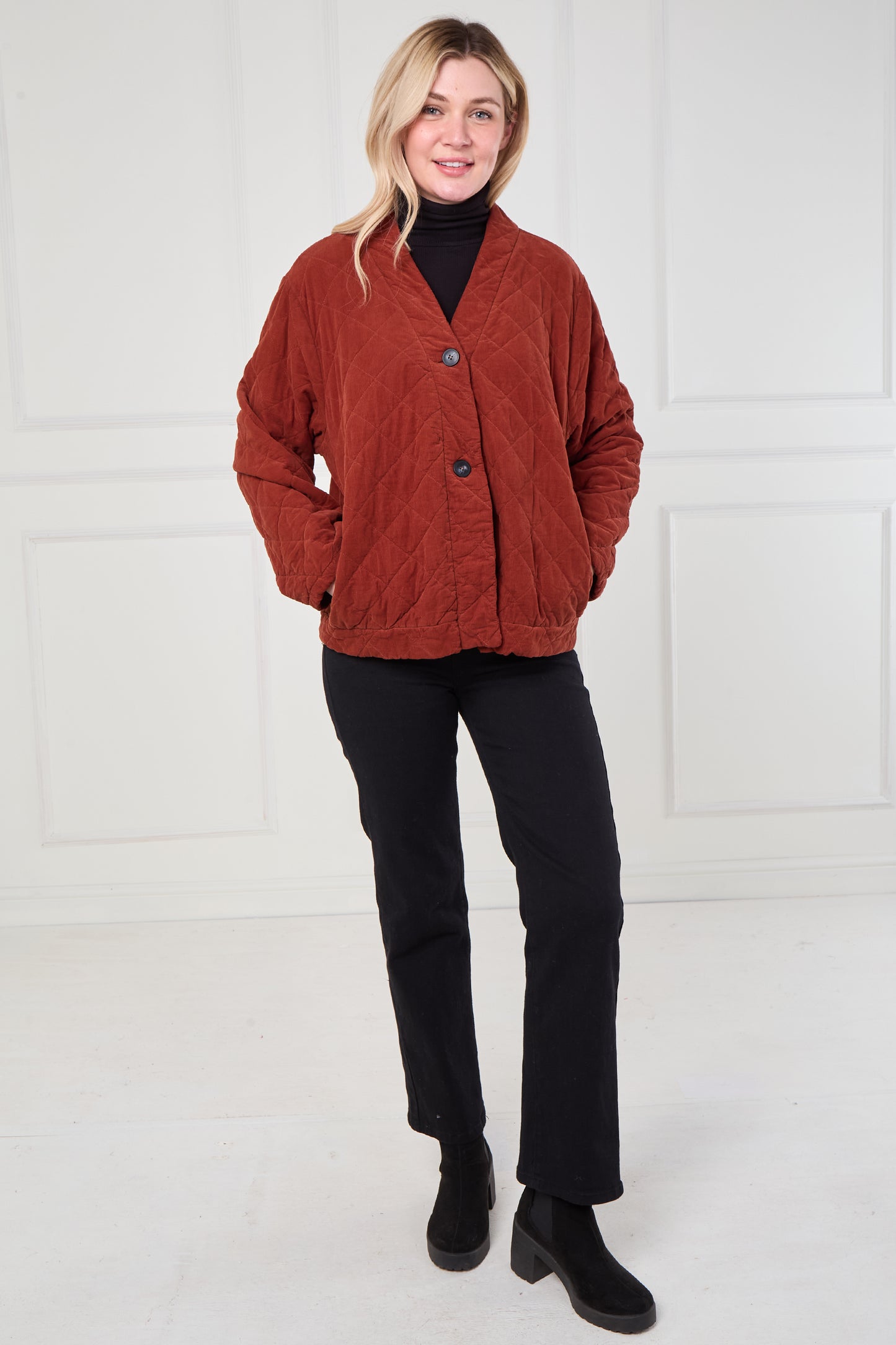 VELVET QUILTED TWO BUTTON JACKET