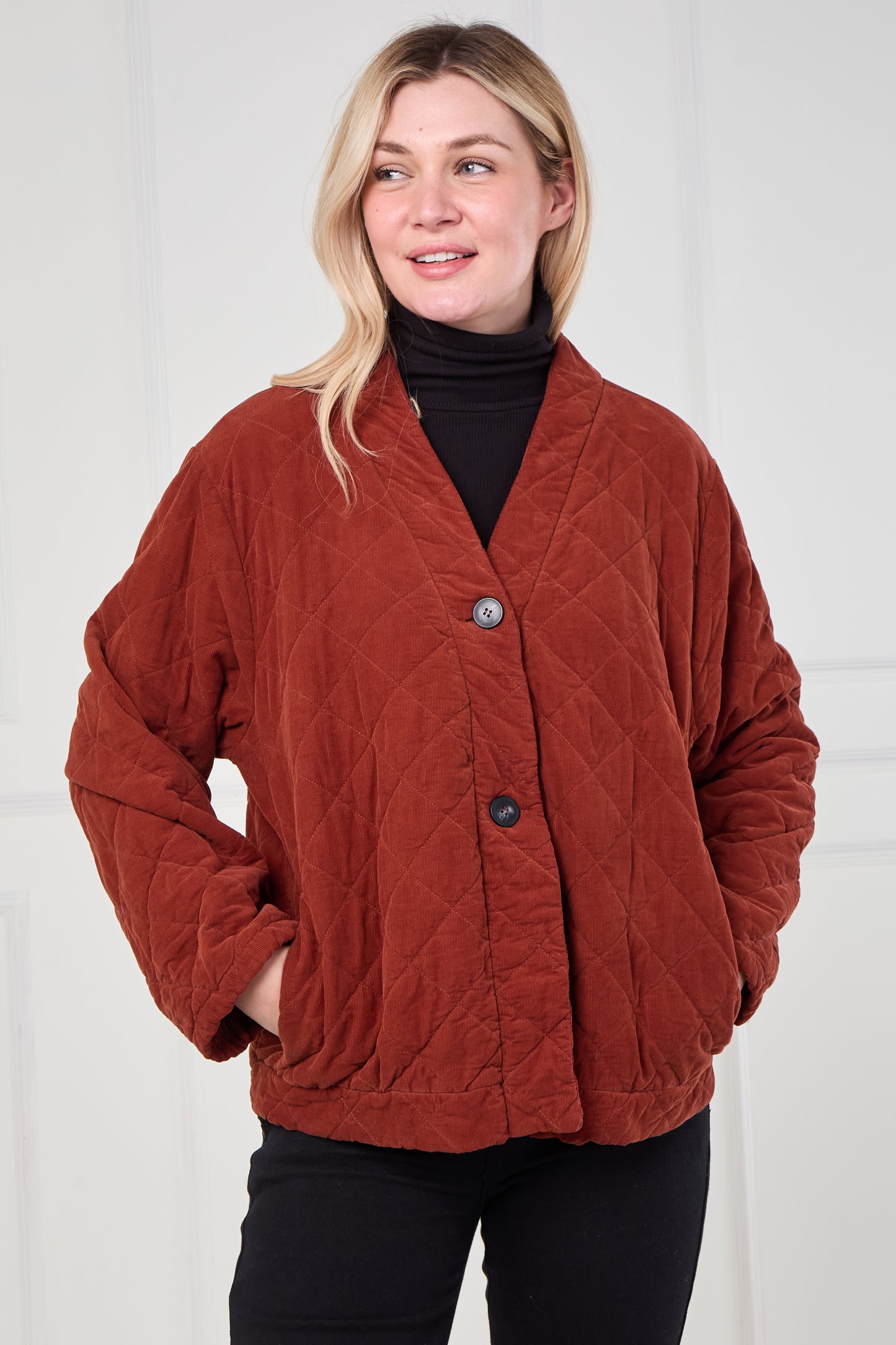 VELVET QUILTED TWO BUTTON JACKET