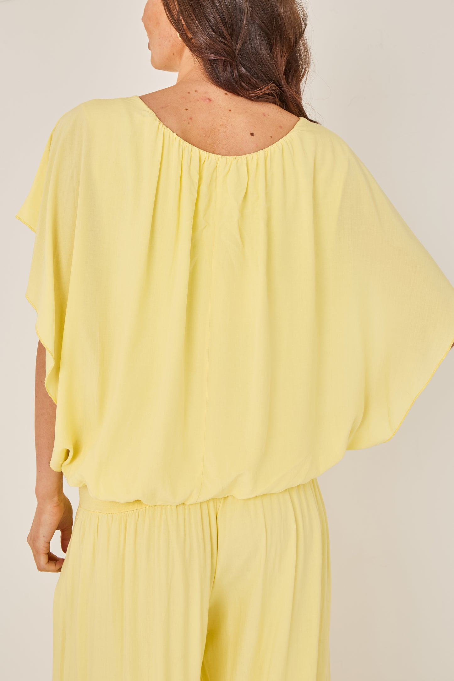 ELASTICATED NECK VISCOSE TOP