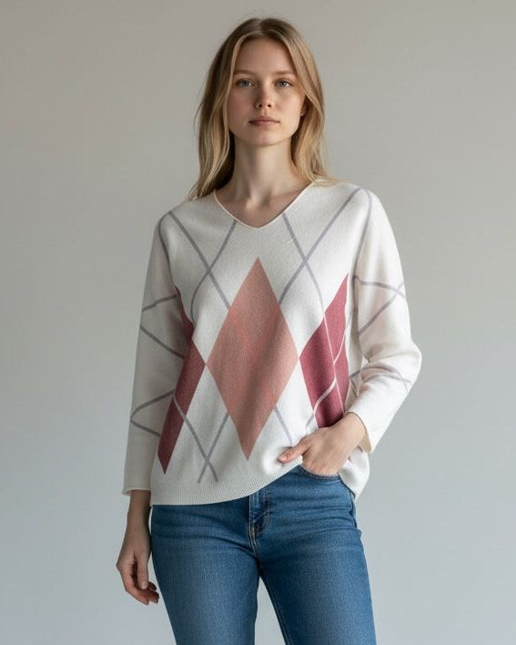 DIAMOND PATTERNED V NECK JUMPER