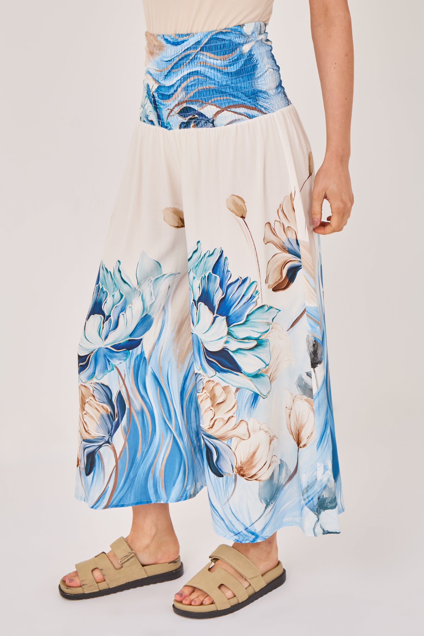 ELASTICATED WAIST FLORAL TROUSERS