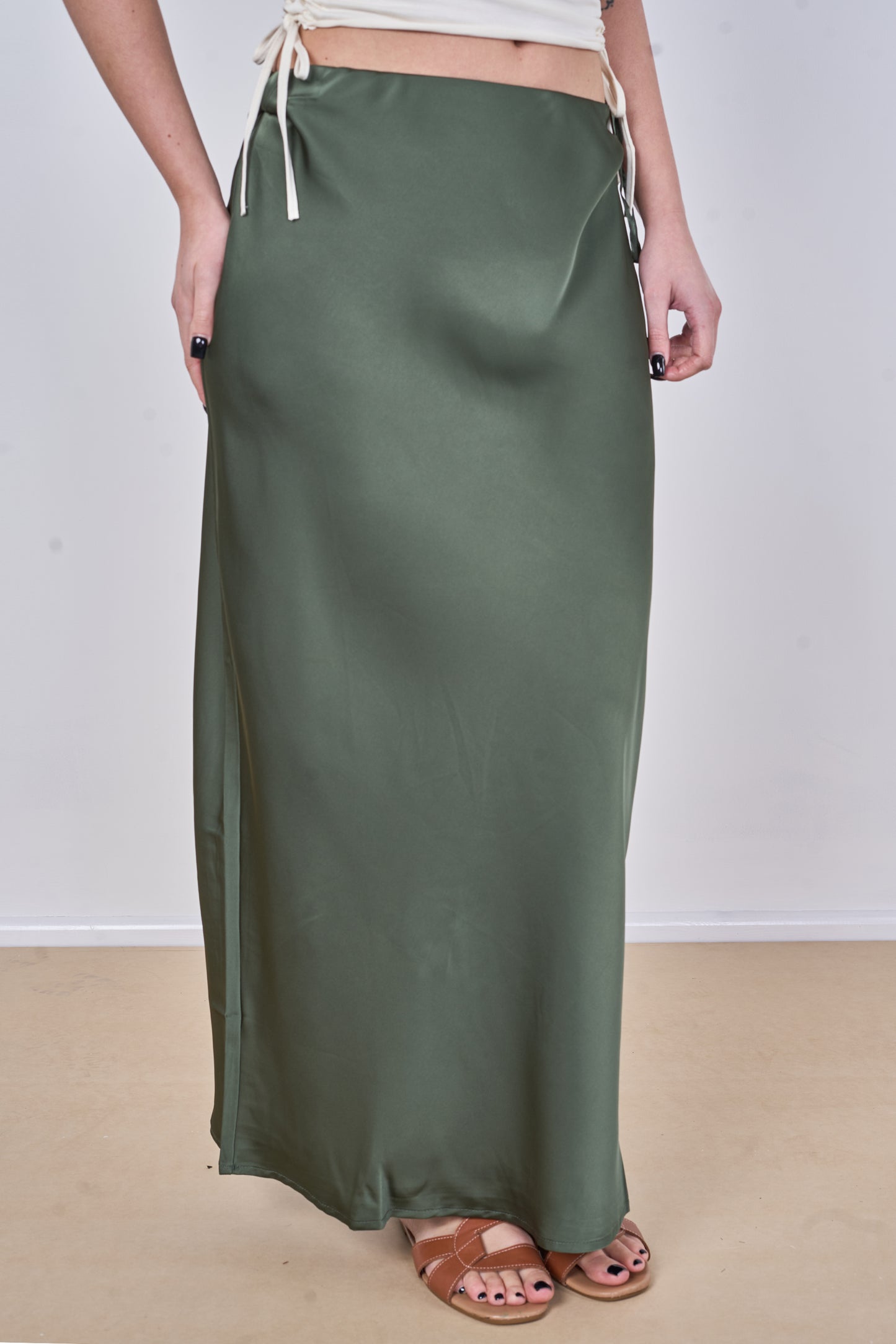 ELASTICATED WAIST PLAIN SATIN SKIRT [PK-2]