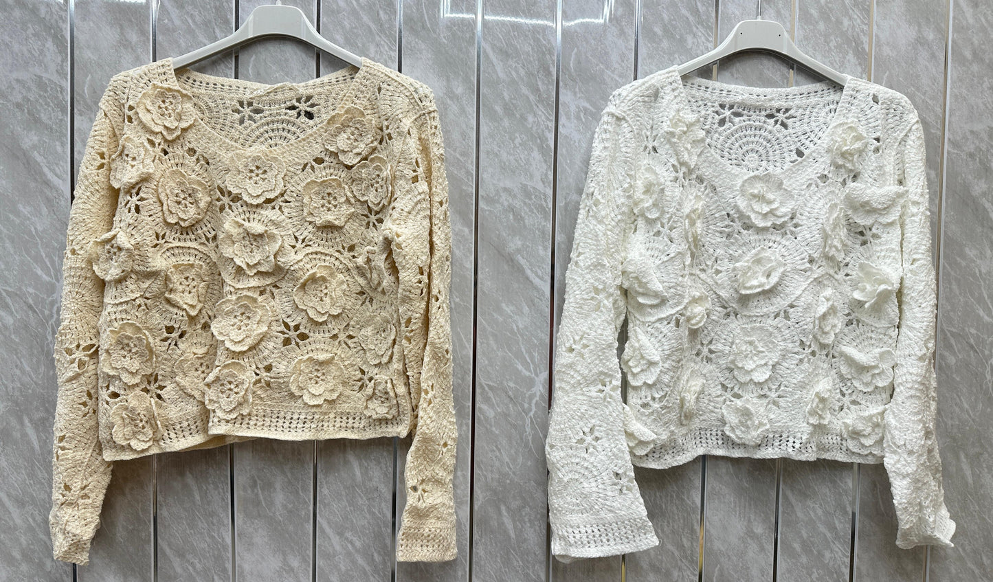 FLORAL SCOOP NECK CROCHET TOP