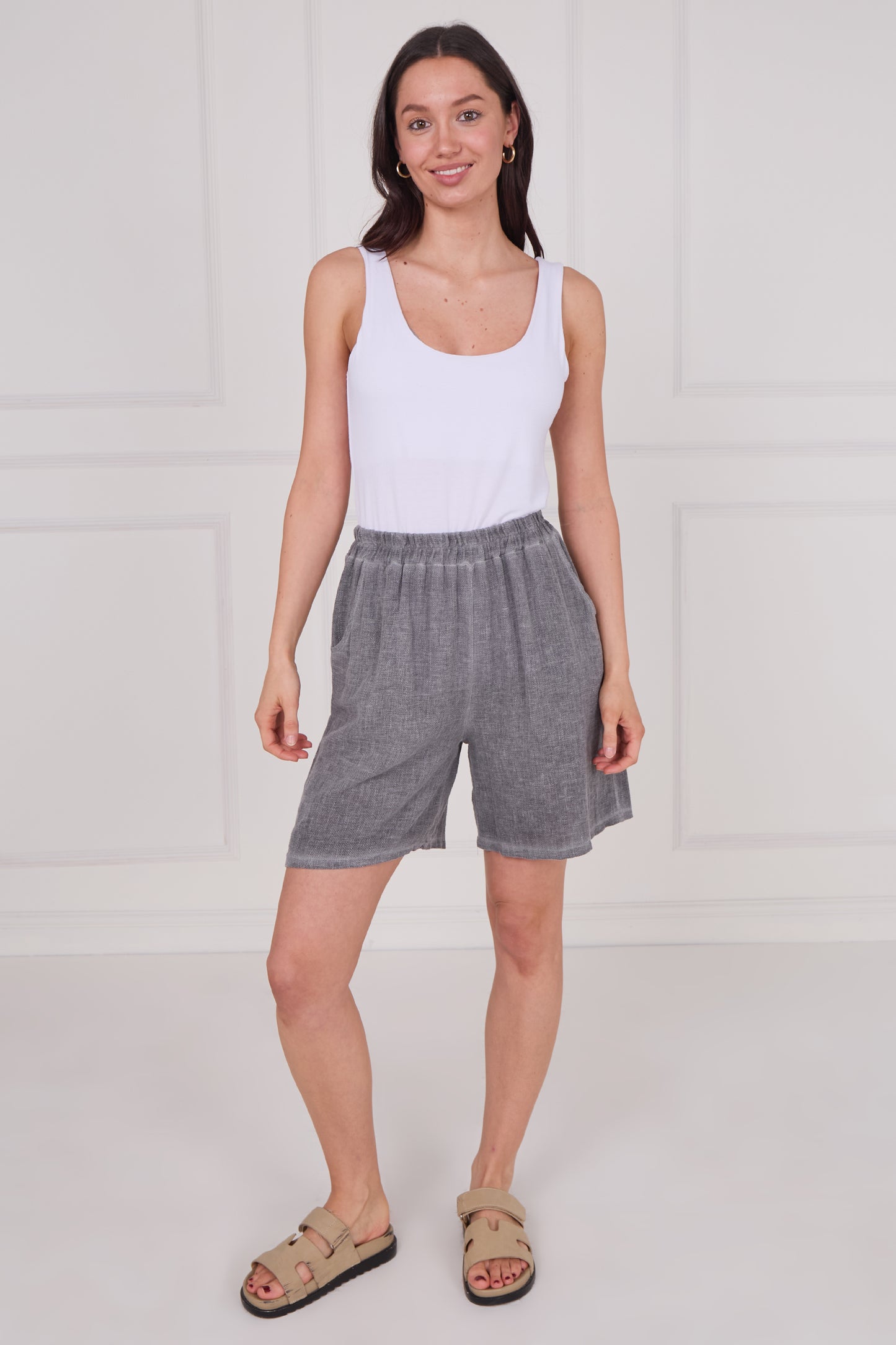 WASHED LINEN ELASTICATED WAIST TWO POCKETS SHORTS