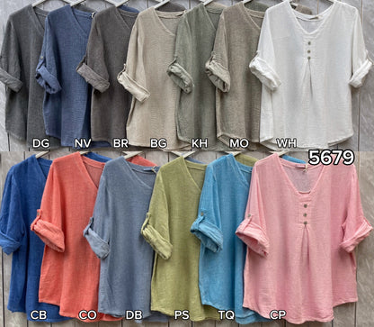 WASHED LINEN THREE BUTTONED V-NECK TOP