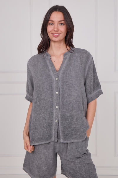 WASHED LINEN BUTTON V-NECK TOP