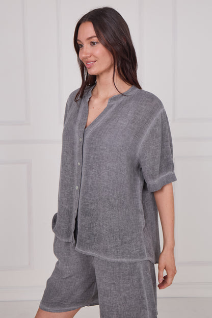 WASHED LINEN BUTTON V-NECK TOP