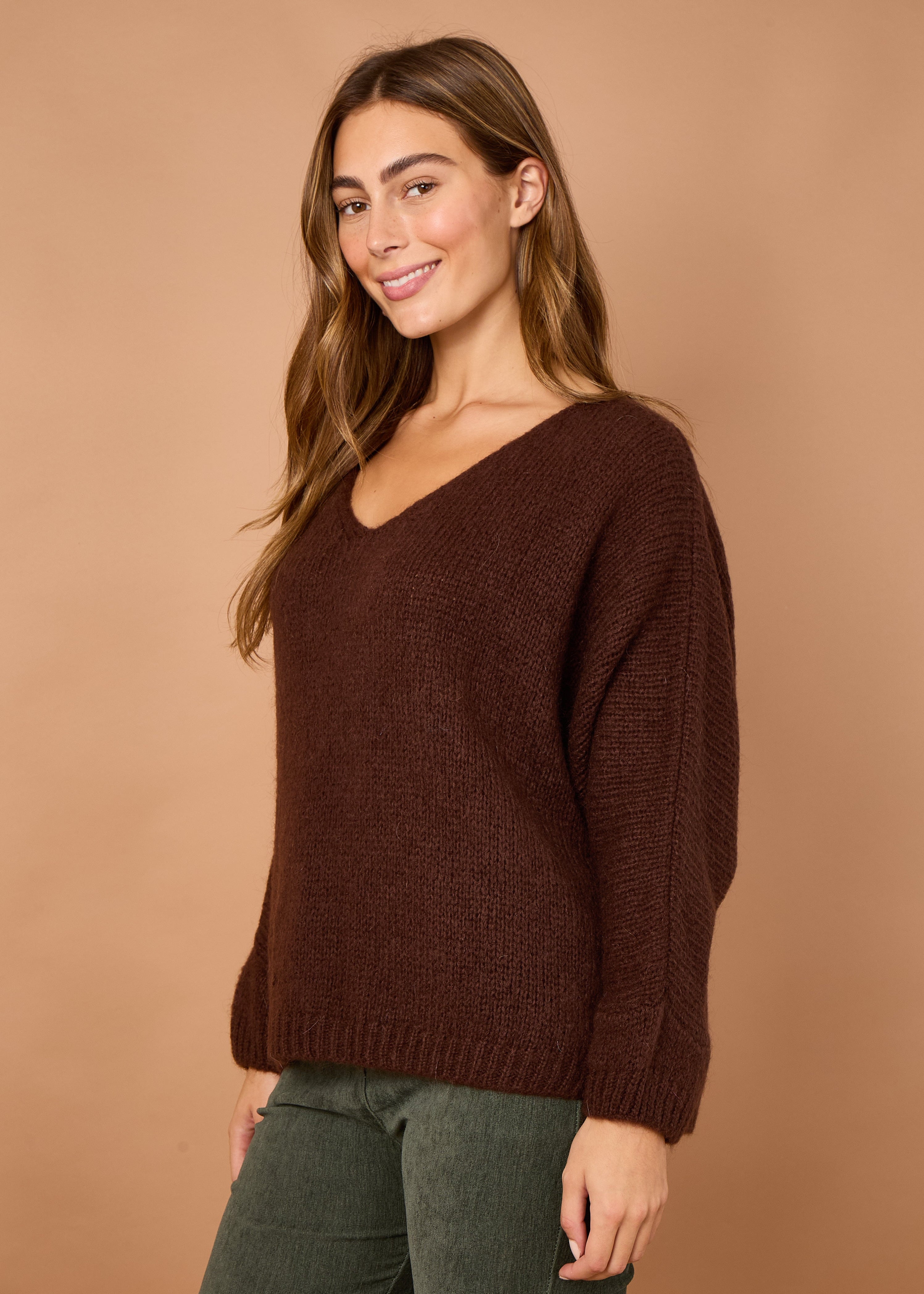 トップス A.R.P. Premium Mohair V-neck Sweater V-NECK MOHAIR JUMPER - G7 Clothing