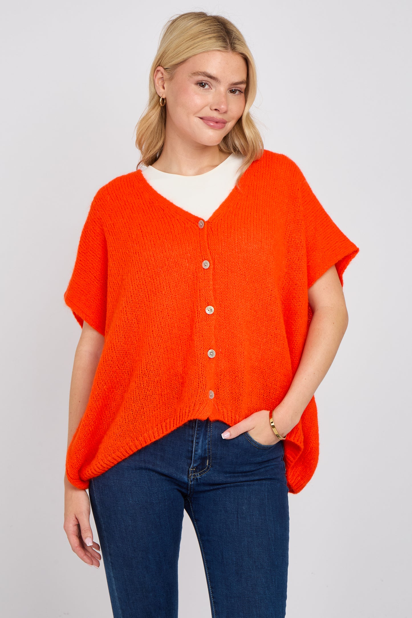 MOHAIR V NECK SLEEVELESS CARDIGAN