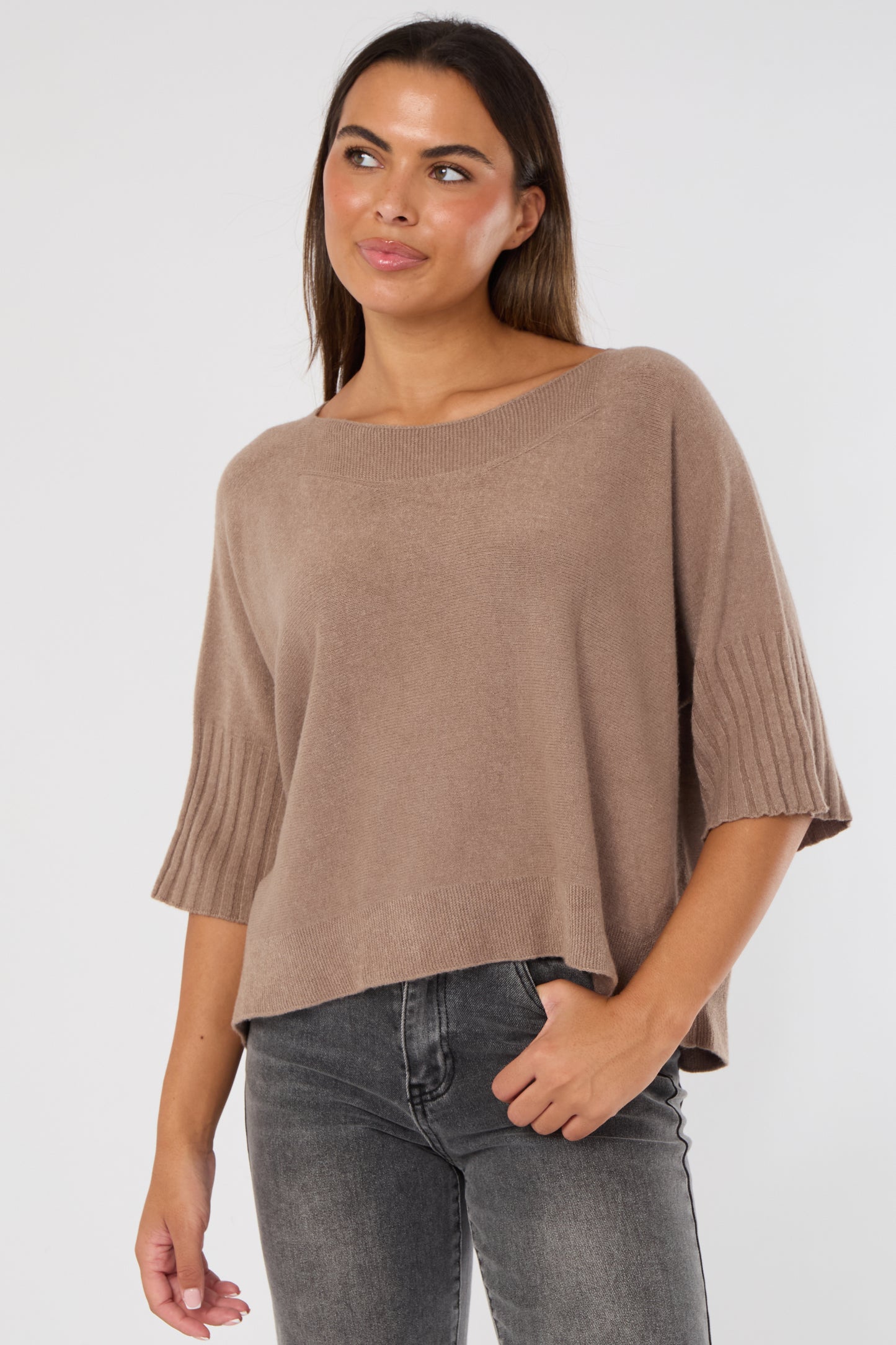 RIBBED EDGE BOXY FIT JUMPER