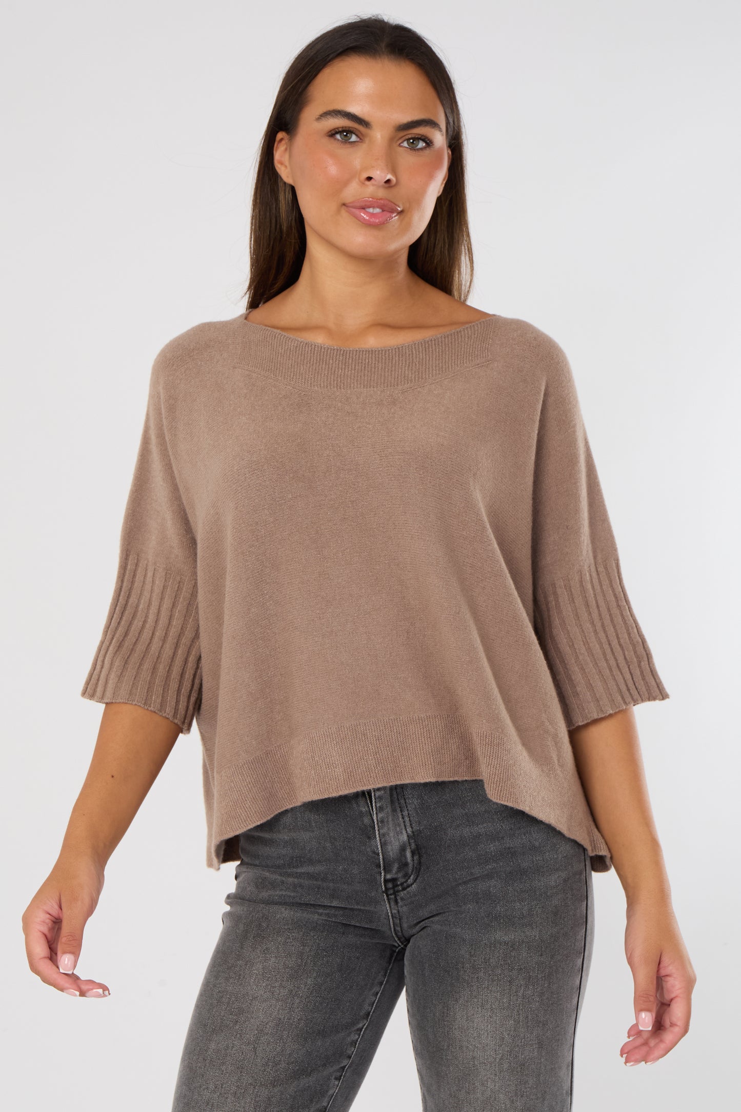 RIBBED EDGE BOXY FIT JUMPER