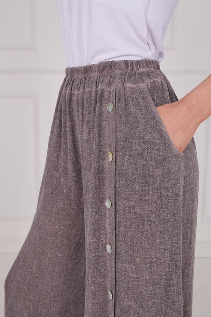 WASHED LINEN WIDE LEG SIDE BUTTON TROUSERS