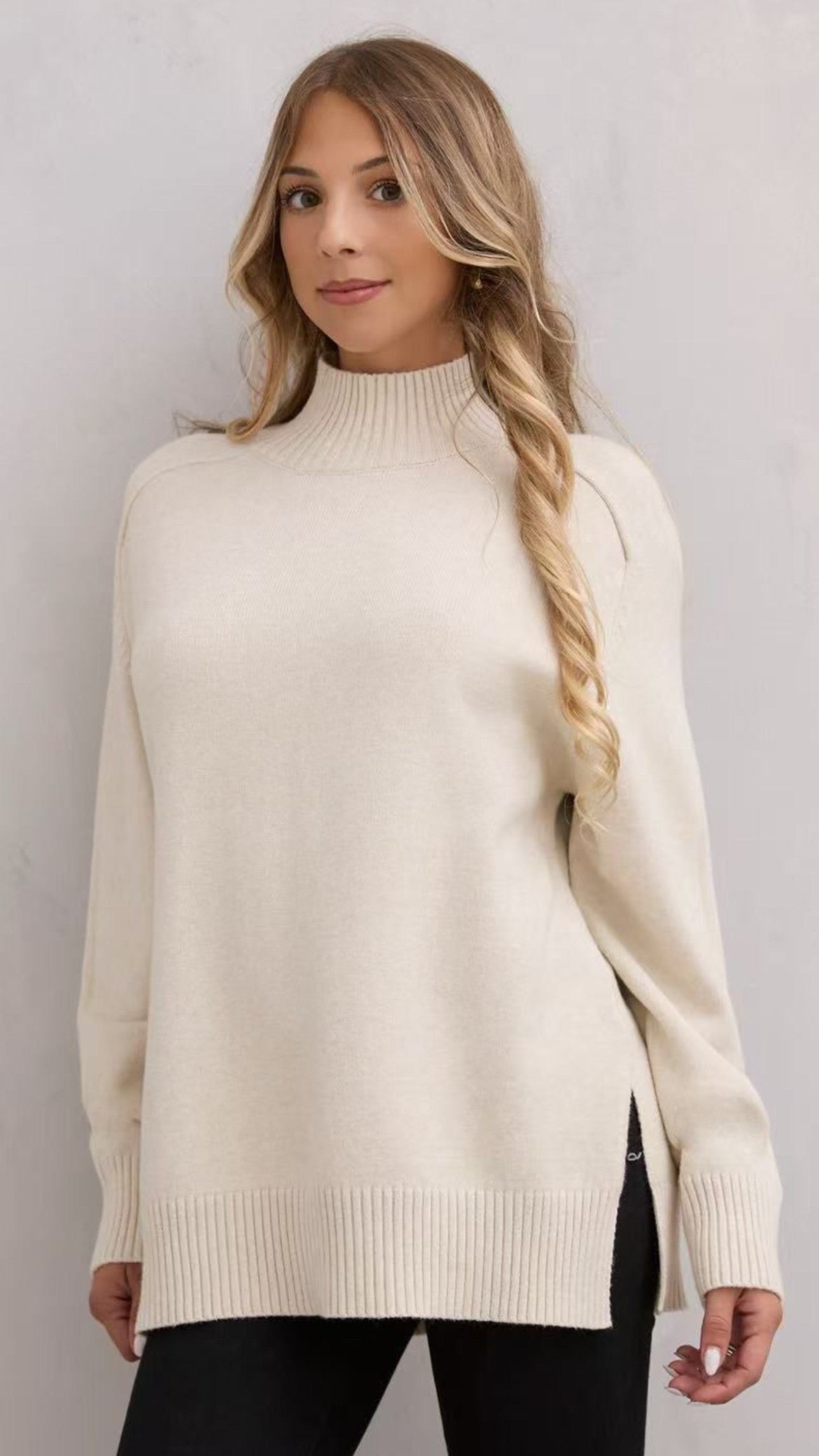RIBBED MOCK NECK JUMPER