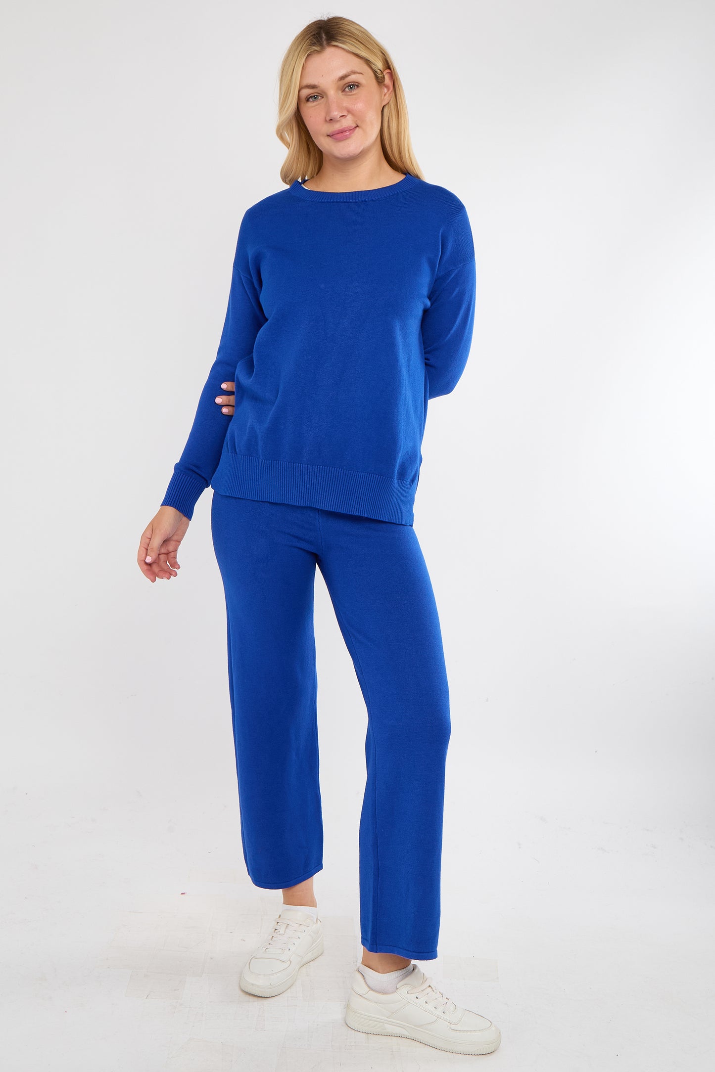 SOFT KNITTED TROUSERS