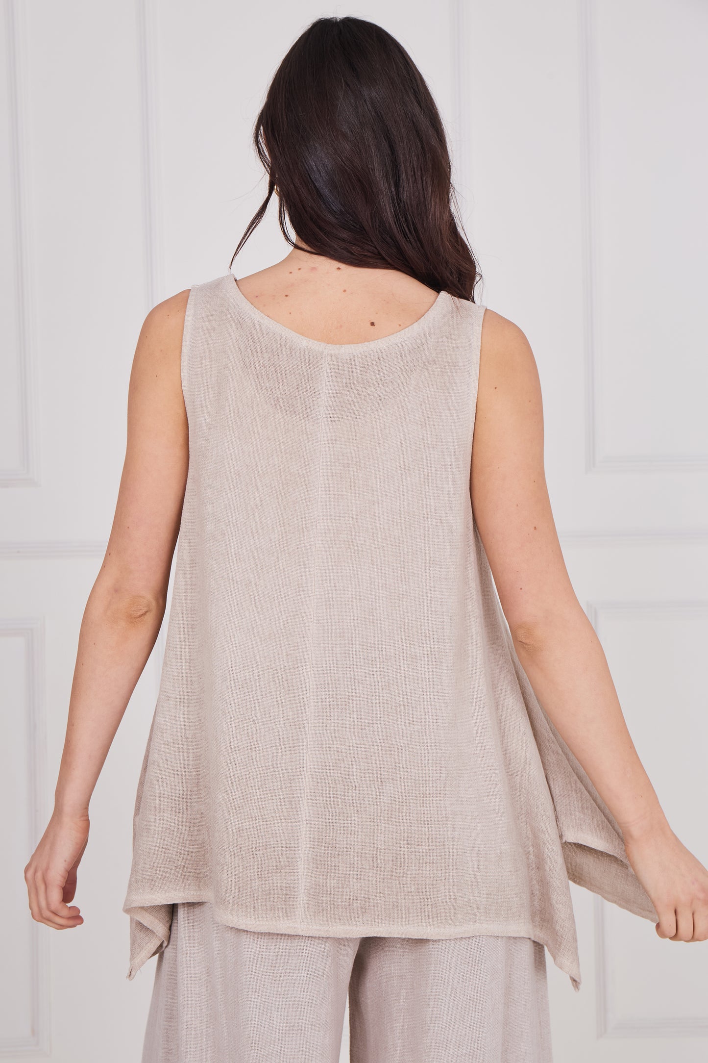 WASHED LINEN LAYERED SLEEVELESS TOP