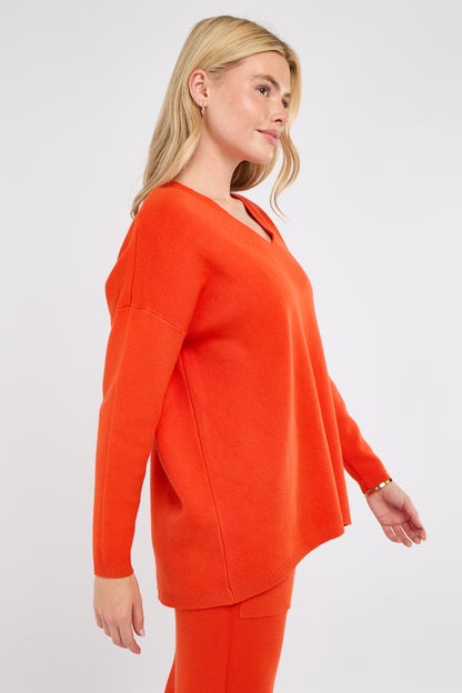 V-NECK RIBBED HEM JUMPER