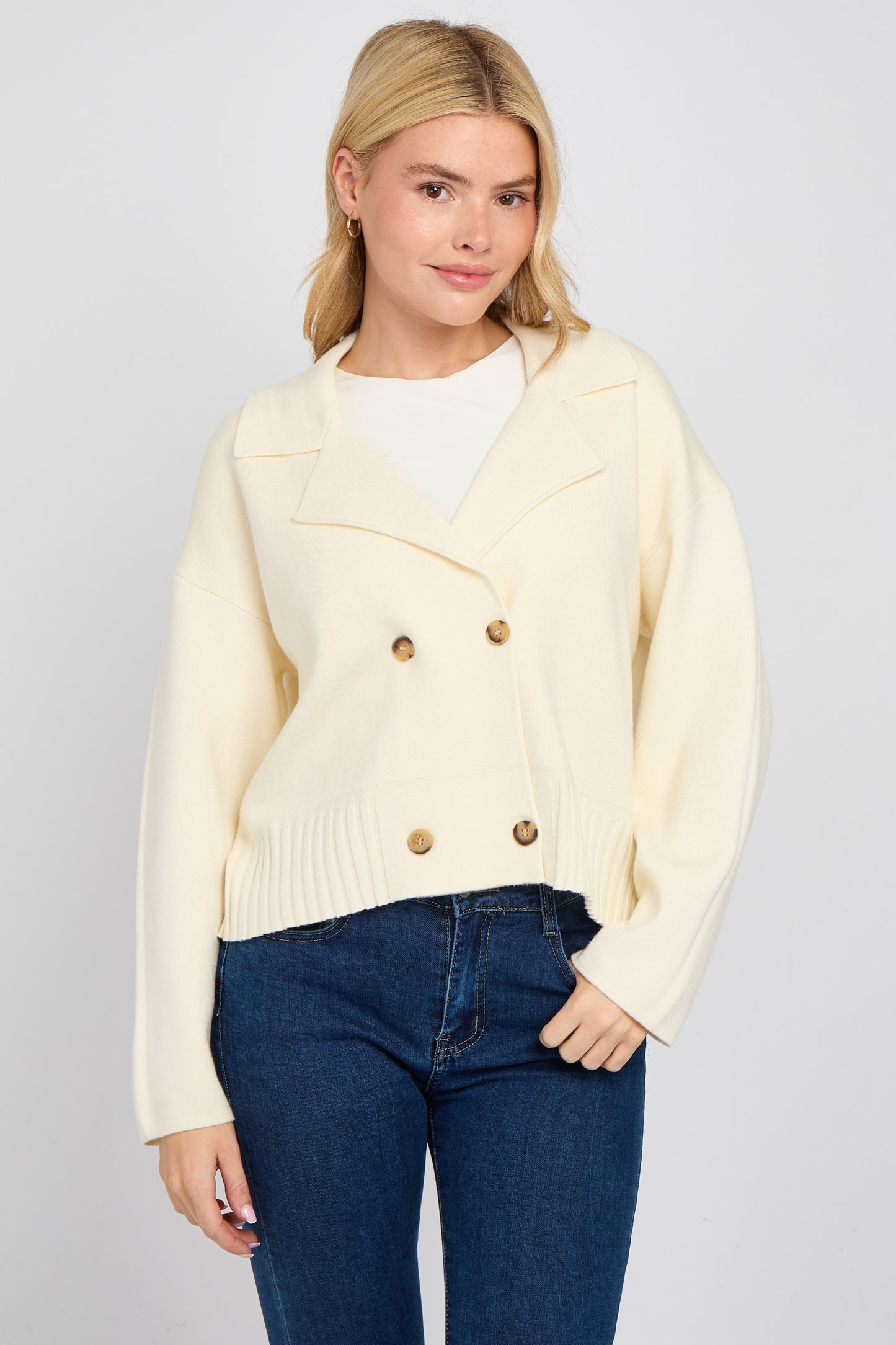 DOUBLE BREASTED KNITTED JACKET