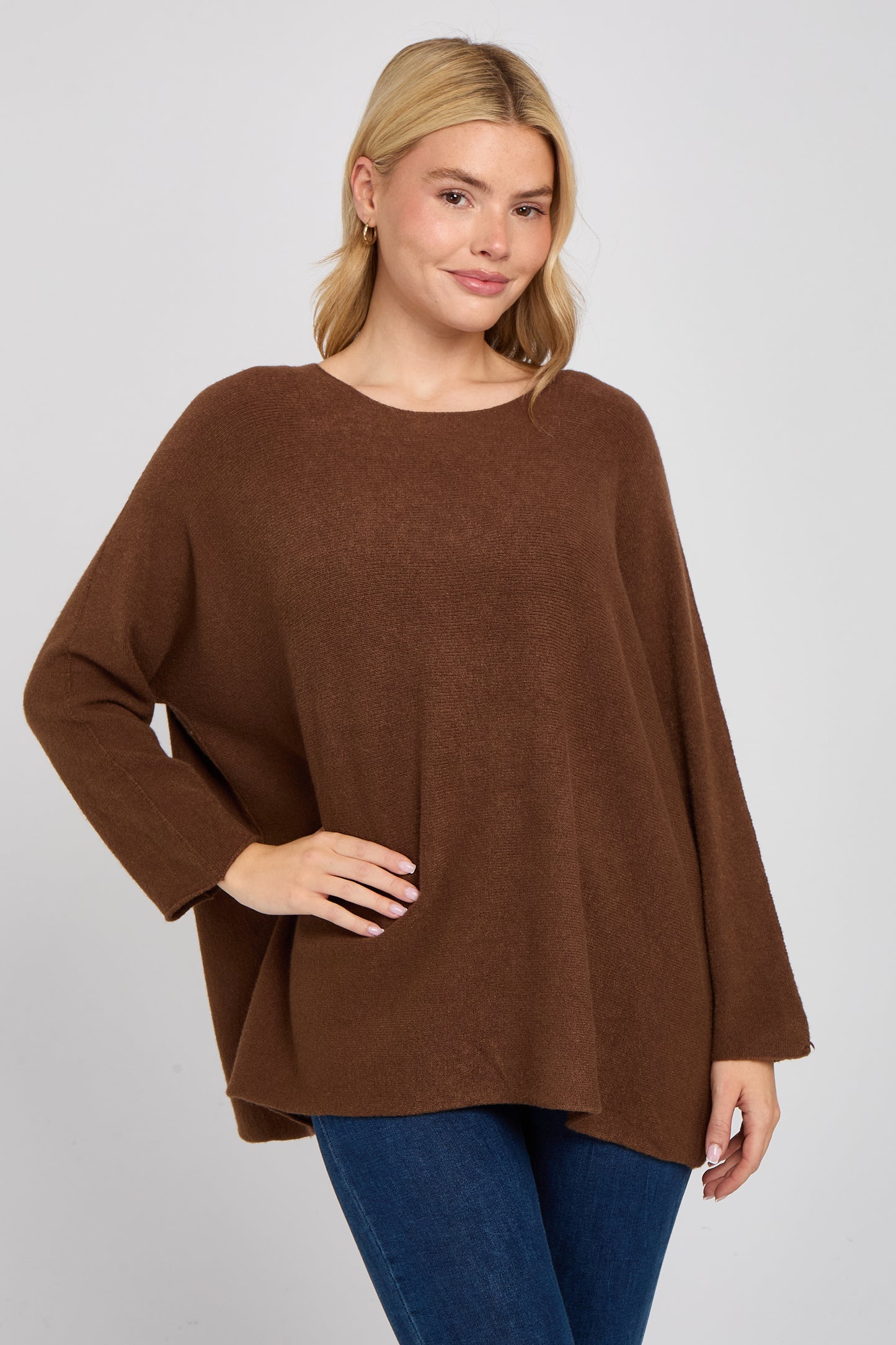 ULTRASOFT ROUNDNECK RELAXED JUMPER